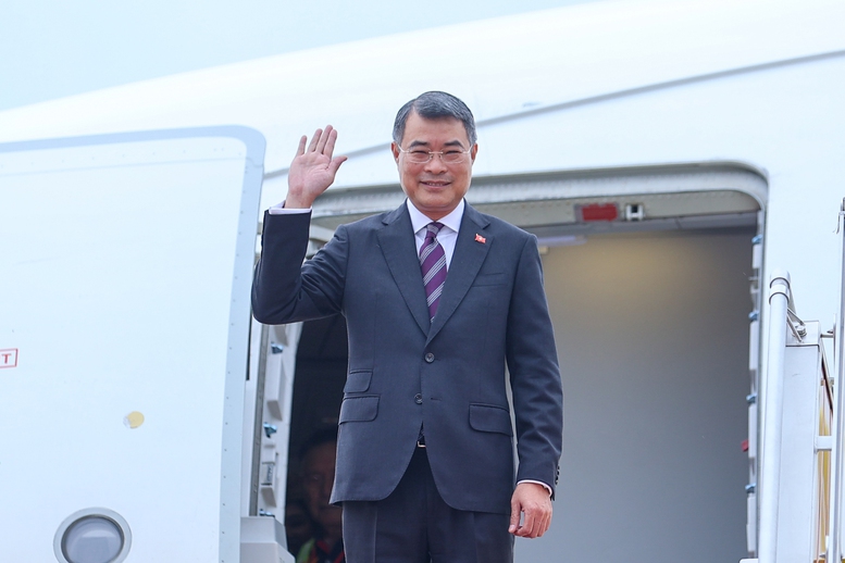 Thủ tướng Lê Minh Hưng lên đường dự Hội nghị Cấp cao kỷ niệm 35 năm quan hệ ASEAN-Nga- Ảnh 1. Thủ tướng Lê Minh Hưng lên đường dự Hội nghị Cấp cao kỷ niệm 35 năm quan hệ ASEAN-Nga- Ảnh 1.