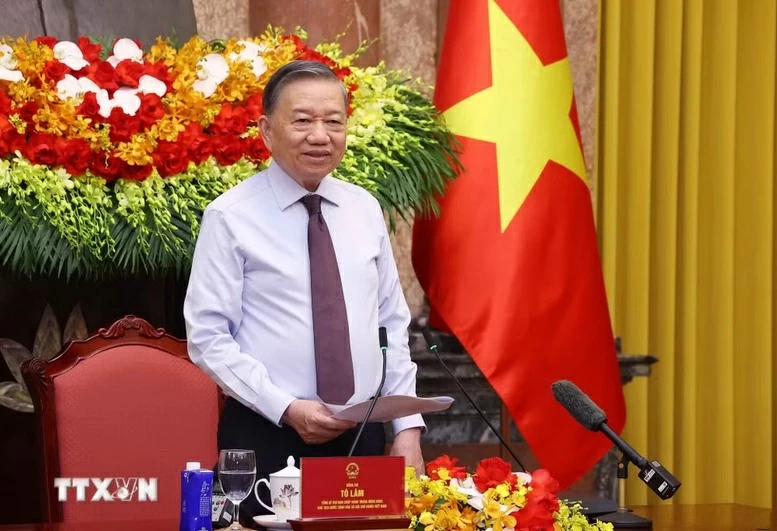 Tổng Bí thư, Chủ tịch nước Tô Lâm: Báo chí phải bám sát thực tiễn, tôn trọng sự thật, lấy lợi ích của nhân dân làm điểm xuất phát- Ảnh 3. Tổng Bí thư, Chủ tịch nước Tô Lâm: Báo chí phải bám sát thực tiễn, tôn trọng sự thật, lấy lợi ích của nhân dân làm điểm xuất phát- Ảnh 3.