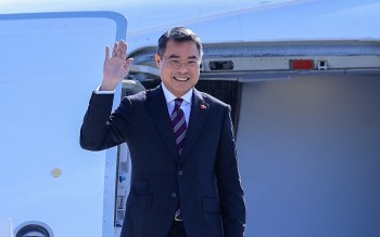 Thủ tướng Lê Minh Hưng đến Kazan, bắt đầu chuyến công tác tại Liên bang Nga
