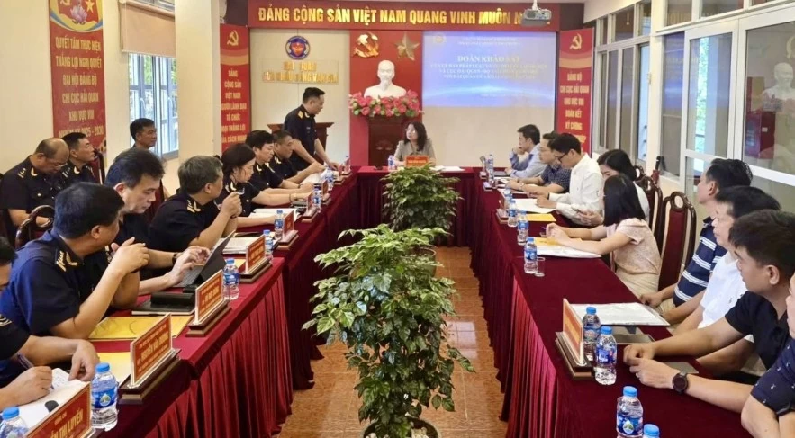 Hoàn thiện Luật Hải quan từ thực tiễn địa bàn đặc thù cửa khẩu biên giới Hoàn thiện Luật Hải quan từ thực tiễn địa bàn đặc thù