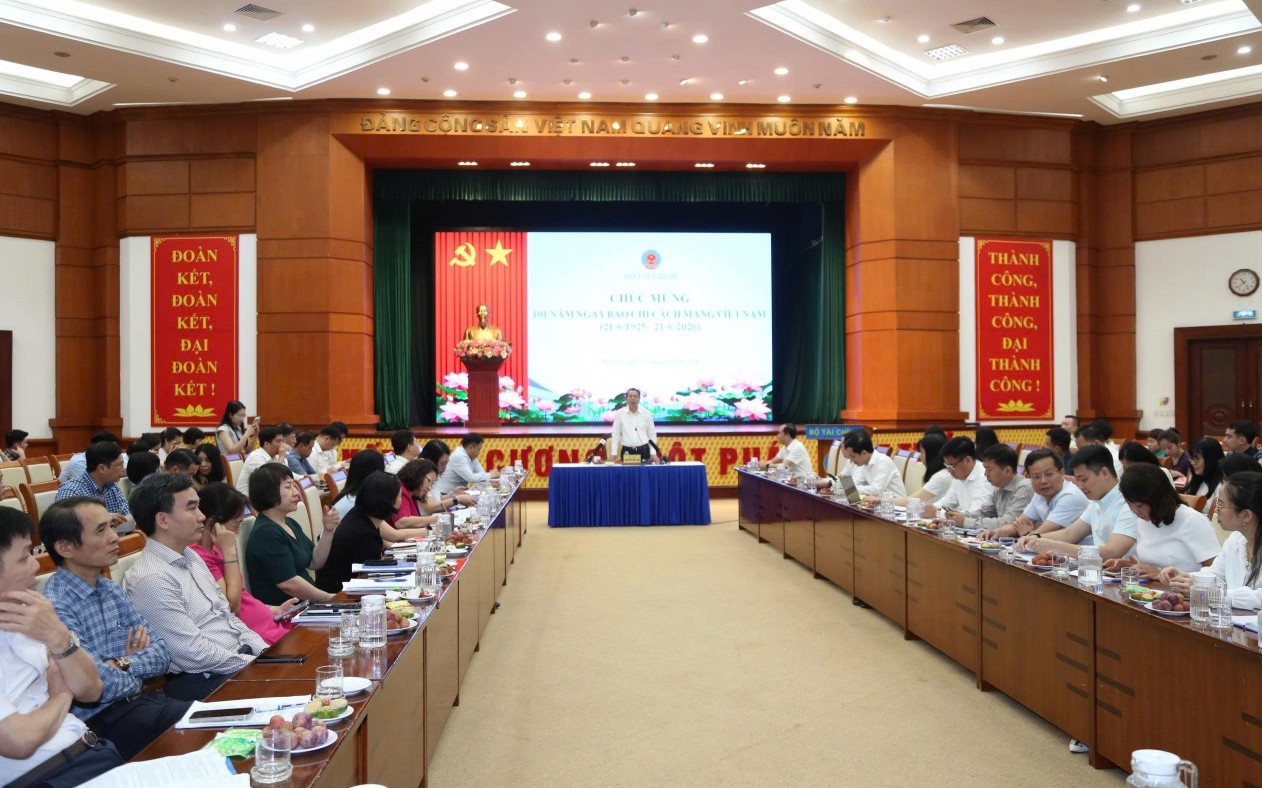Điều chỉnh chính sách thuế để hỗ trợ người lao động tiếp cận nhà ở