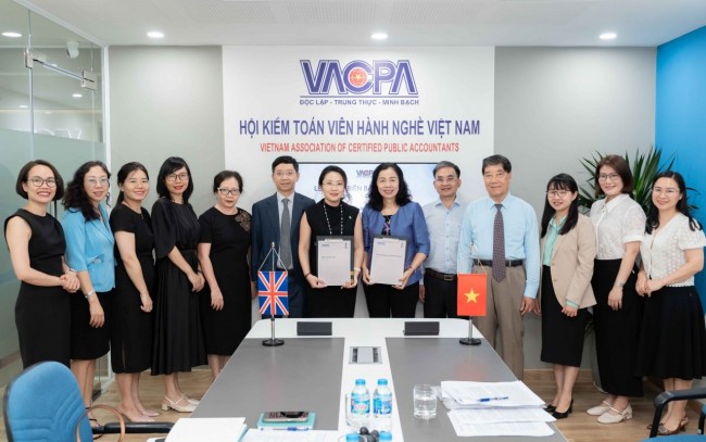 VACPA và ICAEW gia hạn hợp tác chiến lược: Nâng tầm chuẩn mực ngành kiểm toán Việt Nam lên tầm cao mới