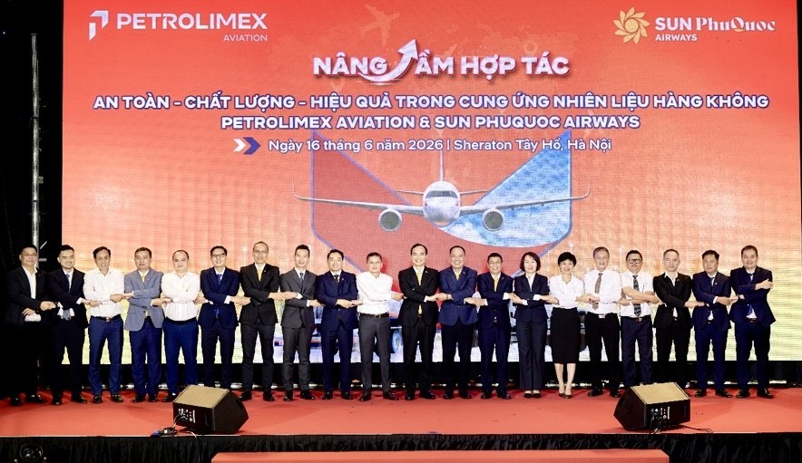 Petrolimex Aviation và Sun PhuQuoc Airways nâng tầm hợp tác, hướng tới chuỗi cung ứng nhiên liệu hàng không an toàn, chất lượng và hiệu quả