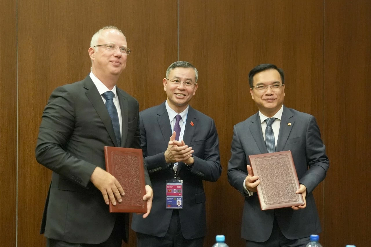 Bộ trưởng Ngô Văn Tuấn tiếp Tổng Giám đốc điều hành Quỹ Đầu tư trực tiếp liên bang Nga Bộ trưởng Ngô Văn Tuấn tiếp Tổng Giám đốc điều hành Quỹ Đầu tư trực tiếp liên bang Nga