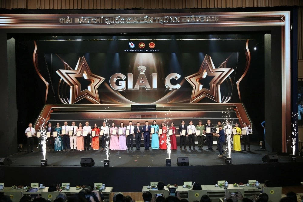 Giải Báo chí Quốc gia lần thứ XX: Báo Tài chính – Đầu tư ghi dấu ấn với giải C Giải Báo chí Quốc gia lần thứ XX: Báo Tài chính – Đầu tư ghi dấu ấn với giải C