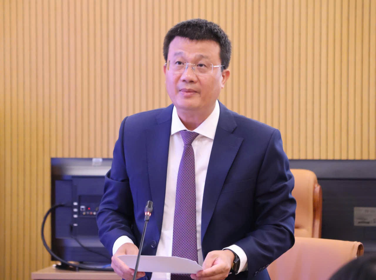 Ký kết phối hợp vận hành sàn giao dịch các-bon trong nước Ký kết phối hợp vận hành sàn giao dịch các-bon trong nước