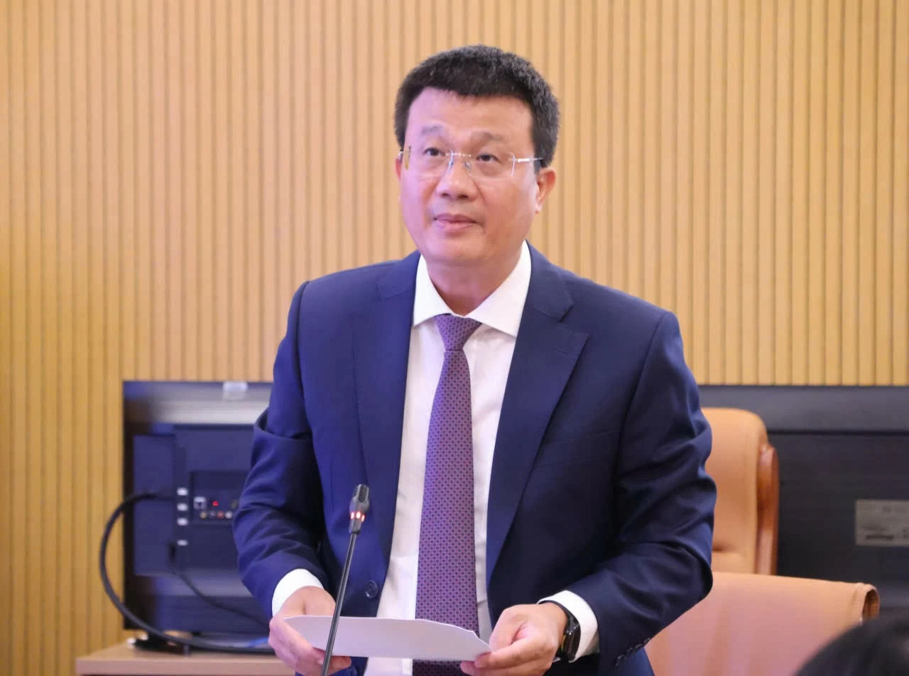 Ký kết phối hợp vận hành sàn giao dịch các-bon trong nước Ký kết phối hợp vận hành sàn giao dịch các-bon trong nước