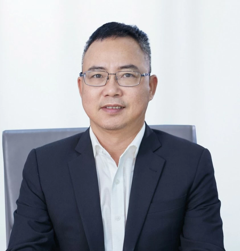 Báo chí vun đắp 