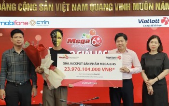 Nhân viên văn phòng gen Z tại Tp. Hồ Chí Minh nhận giải Jackpot hơn 23,9 tỷ đồng
