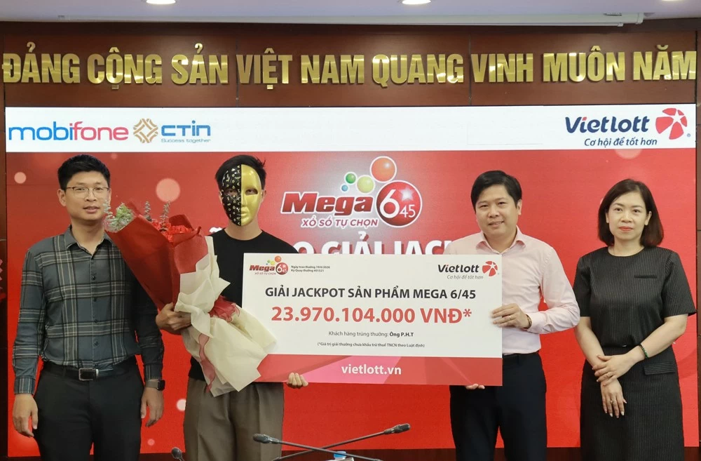 Nhân viên văn phòng gen Z tại Tp. Hồ Chí Minh nhận giải Jackpot hơn 23,9 tỷ đồng Nhân viên văn phòng gen Z tại Tp. Hồ Chí Minh nhận giải Jackpot hơn 23,9 tỷ đồng