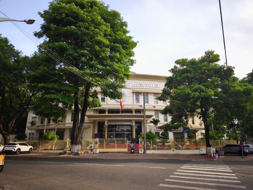 Công ty TNHH Xổ số Kiến thiết tỉnh Gia Lai, 1 trong trong 2 công ty xổ số tại tỉnh Gia Lai. Công ty TNHH Xổ số Kiến thiết tỉnh Gia Lai, 1 trong trong 2 công ty xổ số tại tỉnh Gia Lai.