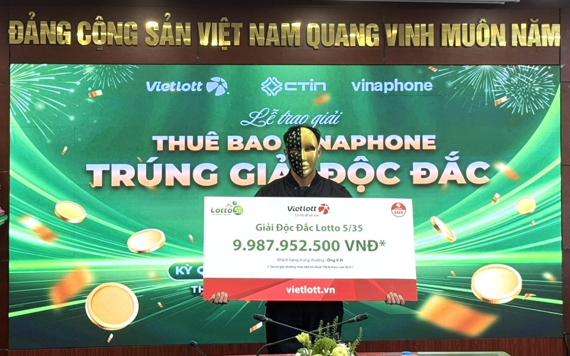 Người đàn ông tại Quảng Trị trúng độc đắc xổ số quay nhanh Lotto 5/35 gần 9,99 tỷ đồng nhờ chọn số theo giấc mơ