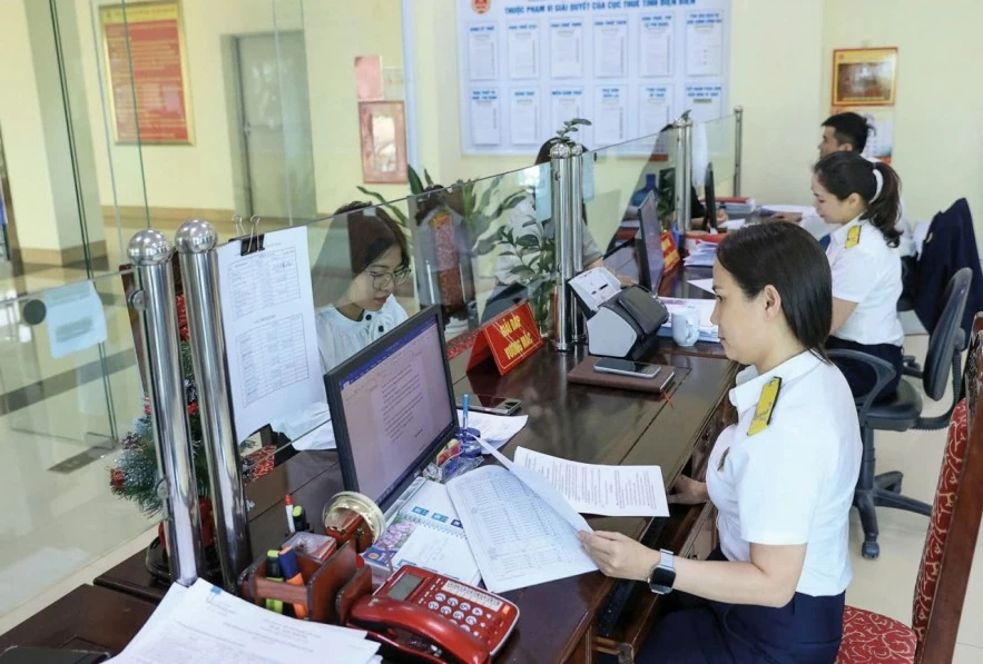 Rút ngắn thời gian hoàn thuế, khơi thông dòng tiền cho doanh nghiệp Rút ngắn thời gian hoàn thuế, khơi thông dòng tiền cho doanh nghiệp