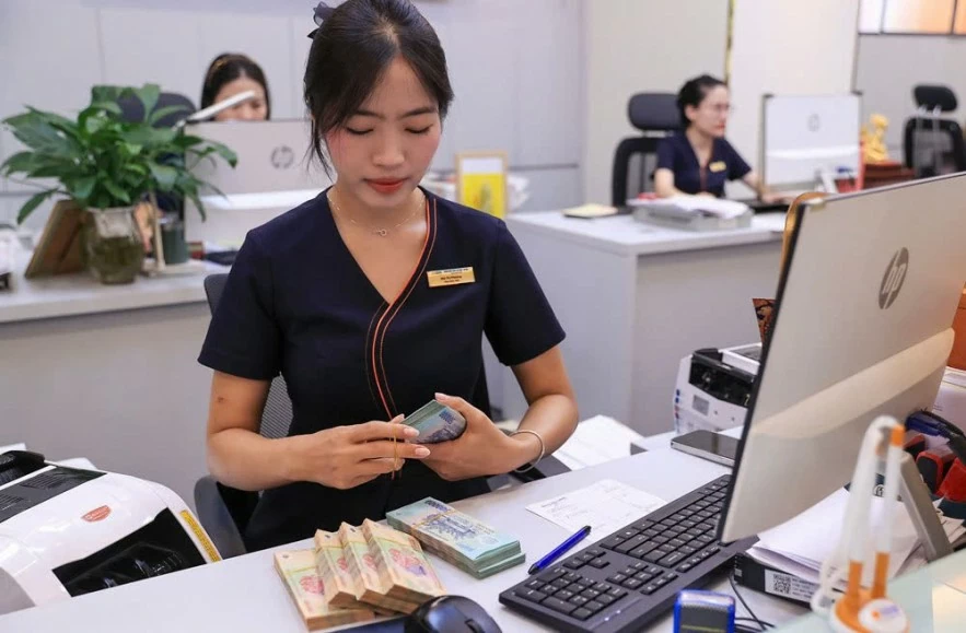 “Bước lùi chiến thuật” hỗ trợ tăng trưởng “Bước lùi chiến thuật” hỗ trợ tăng trưởng