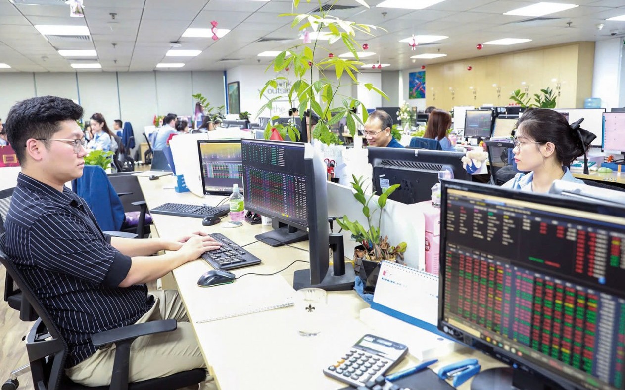 Mở không gian phát triển cho thị trường chứng khoán
