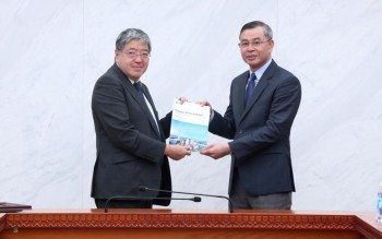 Bộ trưởng Ngô Văn Tuấn tiếp Phó Tổng thư ký OECD Yasushi Masaki