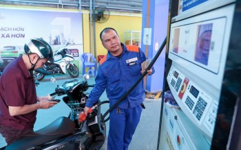 Kéo dài ưu đãi thuế xăng dầu: Thêm dư địa hỗ trợ sản xuất, kinh doanh