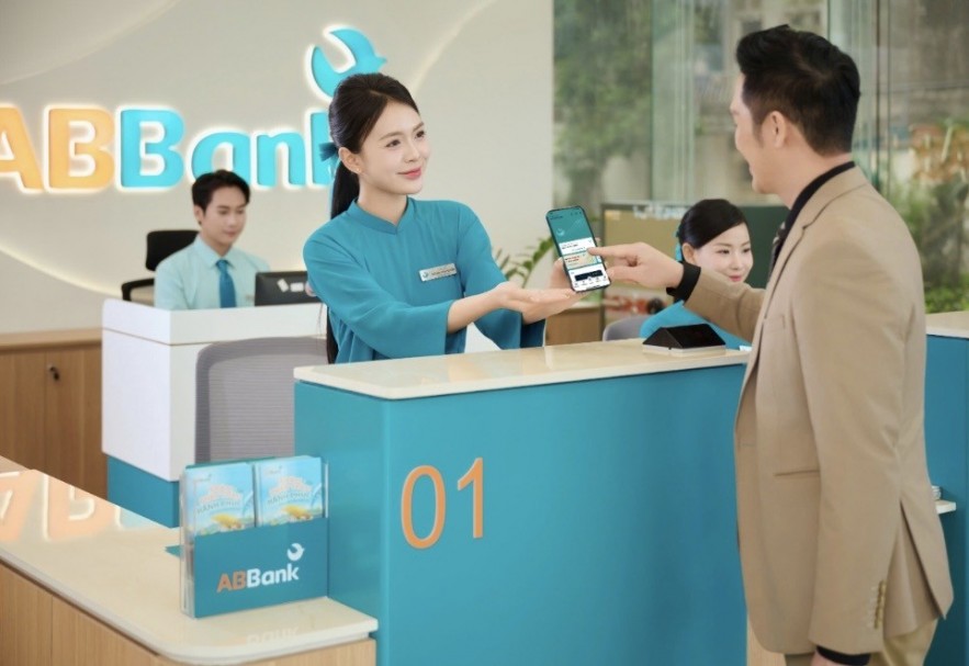 ABBank được vinh danh 2 giải thưởng quốc tế về công nghệ và ngân hàng bán lẻ