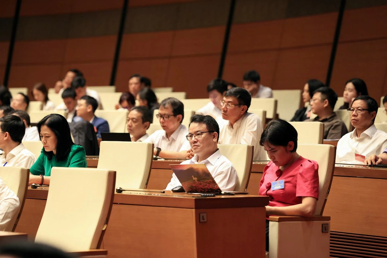Đảng bộ Bộ Tài chính học tập, quán triệt và triển khai Nghị quyết số 10-NQ/TW của Bộ Chính trị Đảng bộ Bộ Tài chính học tập, quán triệt và triển khai Nghị quyết số 10-NQ/TW của Bộ Chính trị