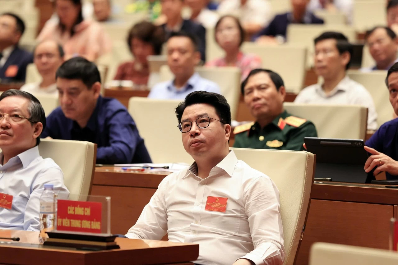 Đảng bộ Bộ Tài chính học tập, quán triệt và triển khai Nghị quyết số 10-NQ/TW của Bộ Chính trị Đảng bộ Bộ Tài chính học tập, quán triệt và triển khai Nghị quyết số 10-NQ/TW của Bộ Chính trị