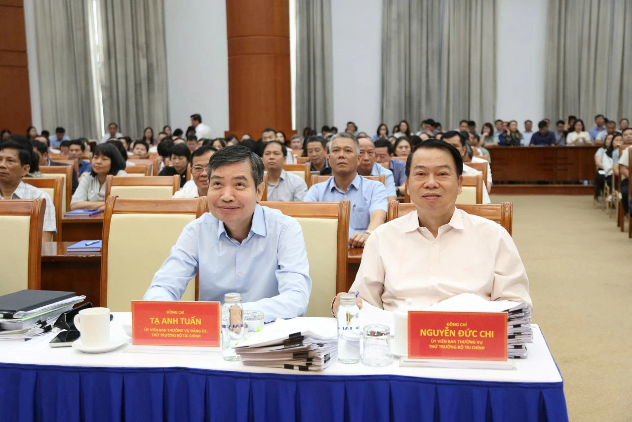 Hội nghị toàn quốc sơ kết 1 năm vận hành mô hình tổ chức tổng thể của hệ thống chính trị, mô hình chính quyền 3 cấp