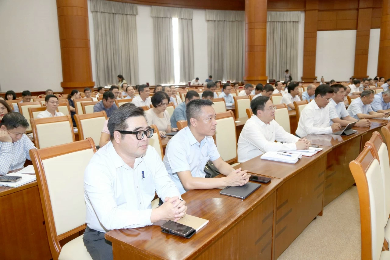 Hội nghị sơ kết 1 năm 6 tháng triển khai nghị quyết số 57/NQ/TW của Bộ Chính trị