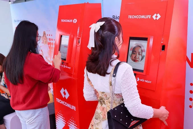 Techcombank rót thêm 2.400 tỷ đồng vào Techcom Life sau khi bứt tốc thị phần phí bảo hiểm Techcombank rót thêm 2.400 tỷ đồng vào Techcom Life sau khi bứt tốc thị phần phí bảo hiểm