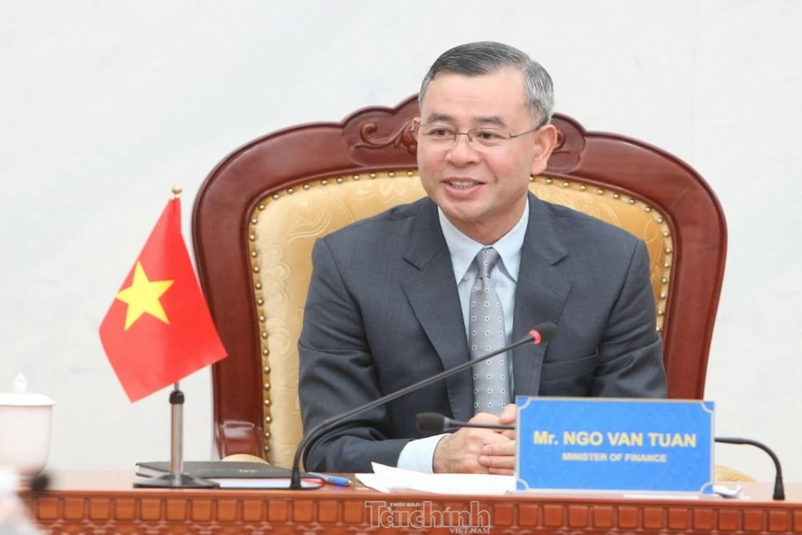 Bộ trưởng Ngô Văn Tuấn tiếp CFO Tập đoàn Samsung Park Soon Cheol Bộ trưởng Ngô Văn Tuấn tiếp CFO Tập đoàn Samsung Park Soon Cheol