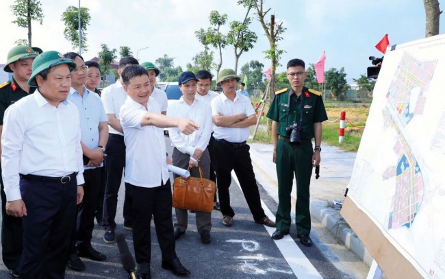 Gỡ điểm nghẽn giải phóng mặt bằng, Hà Nội tăng tốc giải ngân vốn đầu tư công