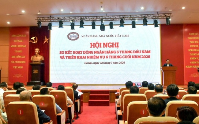 Tăng trưởng tín dụng đi đôi với chất lượng, hỗ trợ thanh khoản kịp thời nhờ đa dạng công cụ