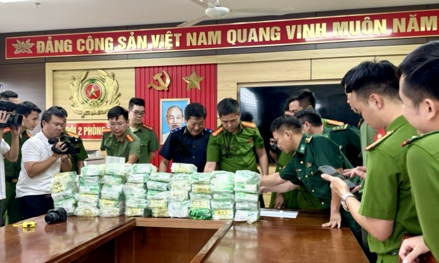 Thanh Hóa: Hải quan khu vực X đồng chủ trì bắt giữ 50kg ma túy Thanh Hóa: Hải quan khu vực X đồng chủ trì bắt giữ 50kg ma túy