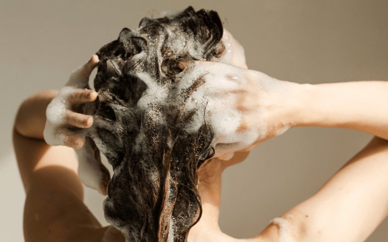 Thu hồi dầu gội và dầu xả Nourishing hair care nhãn hàng Herba Luxe