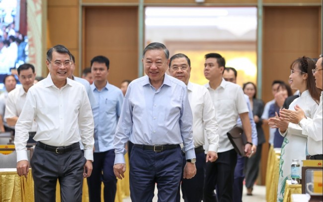 Doanh nghiệp hiến kế, tìm lực đẩy mới cho tăng trưởng GDP nửa cuối năm