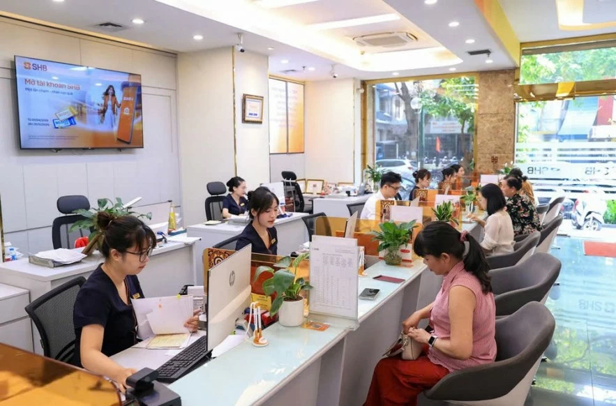 Giữ lãi suất cân bằng, thay vì hạ sâu đại trà bằng mọi giá