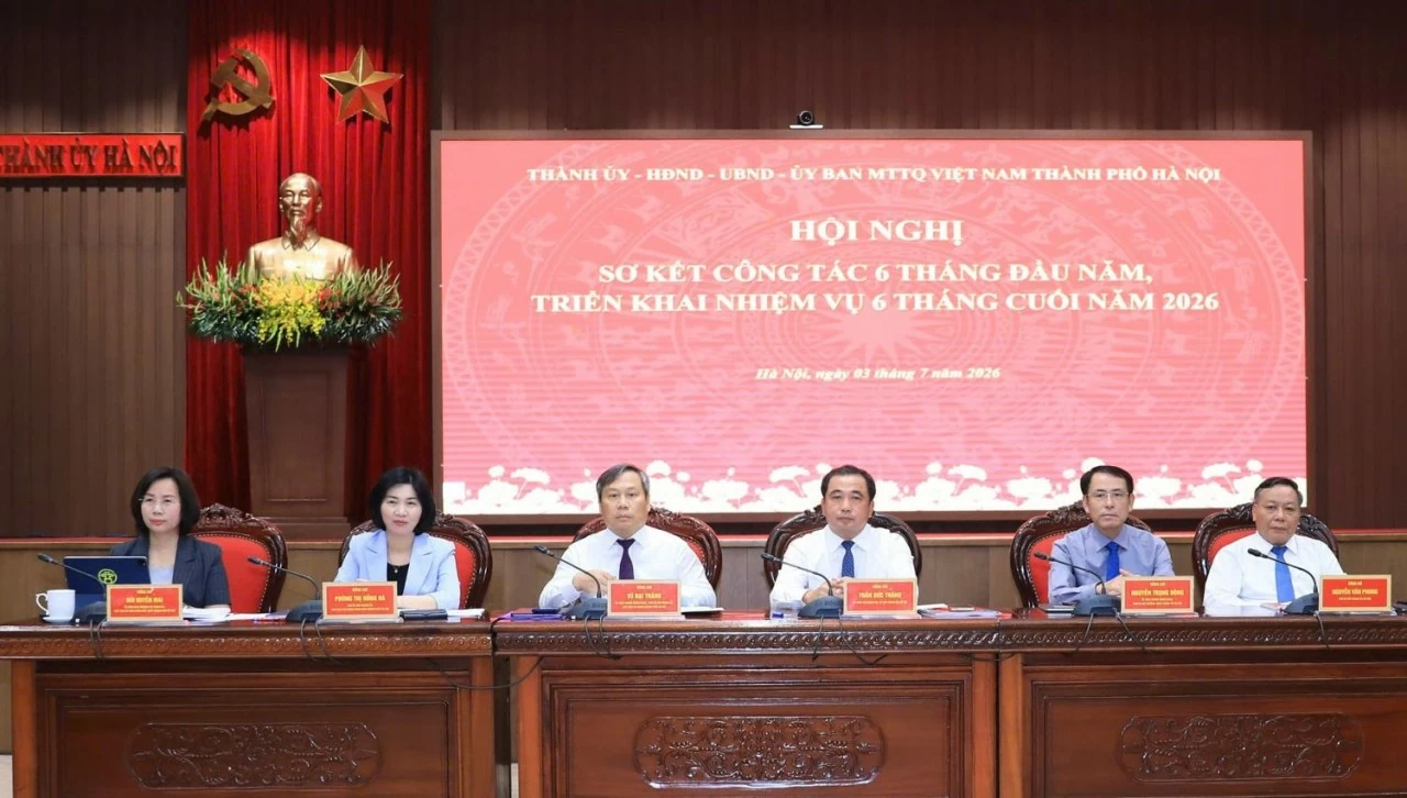 Bí thư Thành ủy Hà Nội Trần Đức Thắng: Quyết tâm đưa Thủ đô tiếp tục giữ vững vai trò đầu tàu, trái tim của cả nước Bí thư Thành ủy Hà Nội Trần Đức Thắng: Quyết tâm đưa Thủ đô tiếp tục giữ vững vai trò đầu tàu, trái tim của cả nước