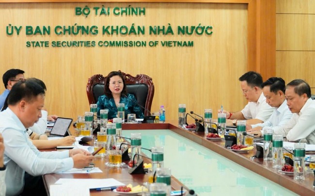 Hoàn thiện thể chế, tạo nền tảng cho giai đoạn phát triển mới của thị trường chứng khoán