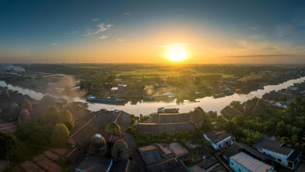 Theo dòng Cổ Chiên: Từ dòng sông mở cõi đến cách đô thị viết tiếp tương lai Theo dòng Cổ Chiên: Từ dòng sông mở cõi đến cách đô thị viết tiếp tương lai