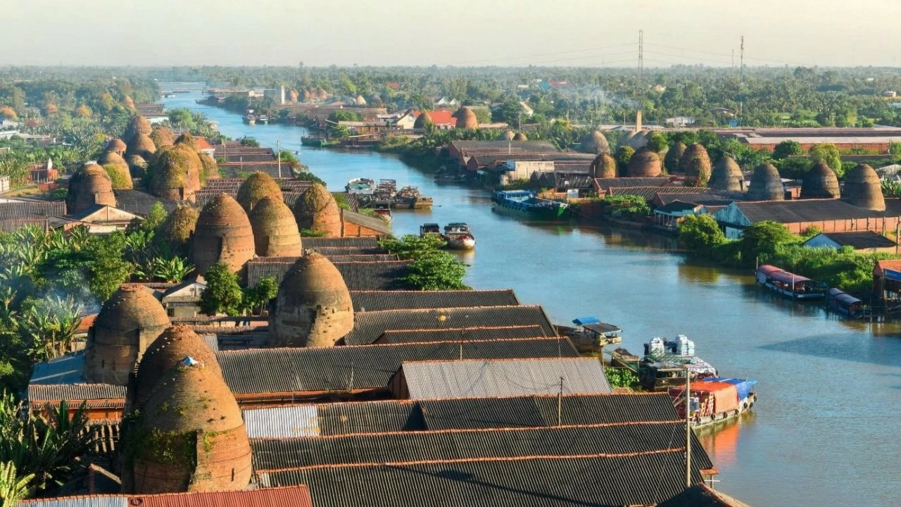 Theo dòng Cổ Chiên: Từ dòng sông mở cõi đến cách đô thị viết tiếp tương lai Theo dòng Cổ Chiên: Từ dòng sông mở cõi đến cách đô thị viết tiếp tương lai