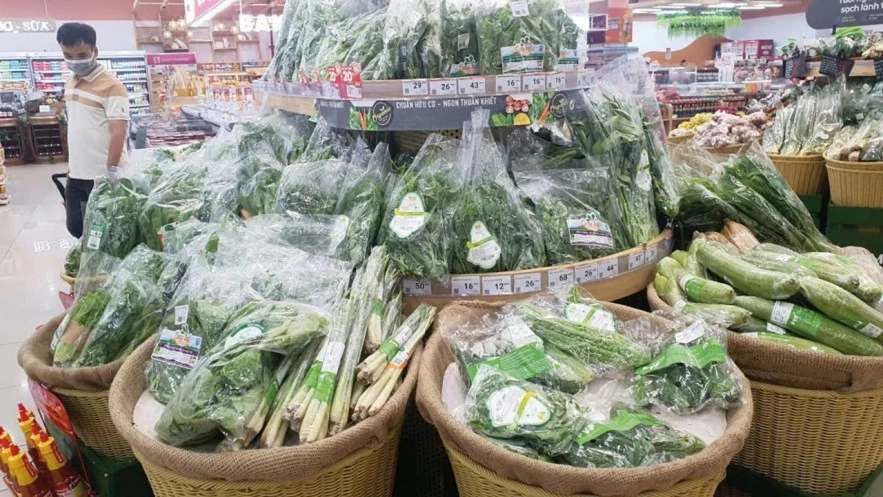 Giữ ổn định mặt bằng giá giữa nhiều sức ép
