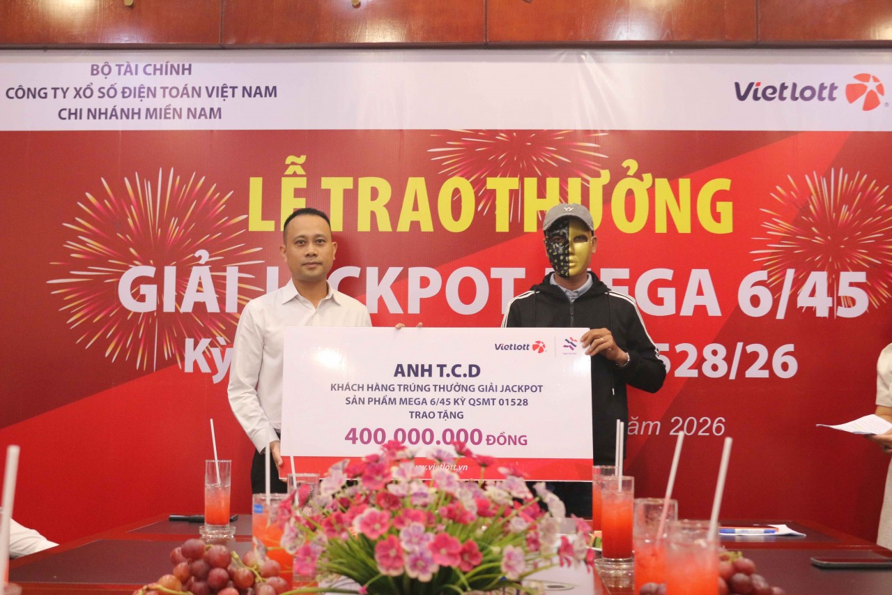 Mua vé từ người bán dạo, người đàn ông tại An Giang trúng vé số Vietlott hơn 23,4 tỷ đồng Mua vé từ người bán dạo, người đàn ông tại An Giang trúng vé số Vietlott hơn 23,4 tỷ đồng