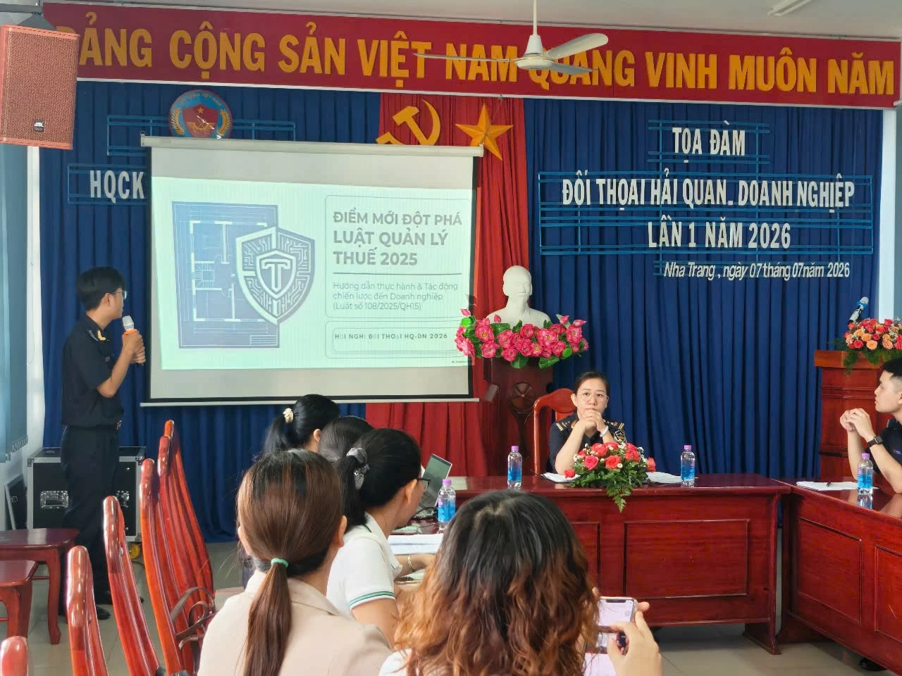 Xuất khẩu qua Hải quan cửa khẩu cảng Nha Trang tăng 44,6% trong nửa đầu năm 2026 Xuất khẩu qua Hải quan cửa khẩu cảng Nha Trang tăng 44,6% trong nửa đầu năm 2026