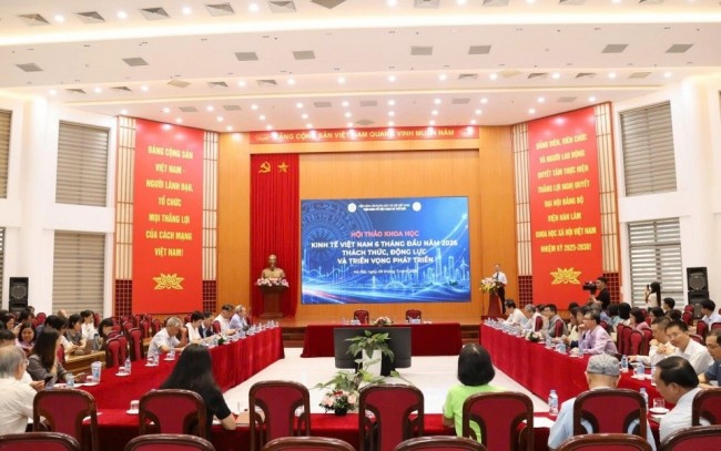 Kinh tế 6 tháng: 5 vấn đề đằng sau con số tăng trưởng