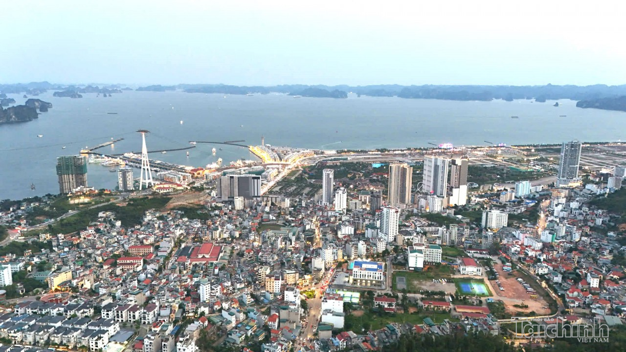Quảng Ninh đặt mục tiêu đến năm 2030 hoàn thành hơn 40.000 căn nhà ở xã hội Quảng Ninh đặt mục tiêu đến năm 2030 hoàn thành hơn 40.000 căn nhà ở xã hội