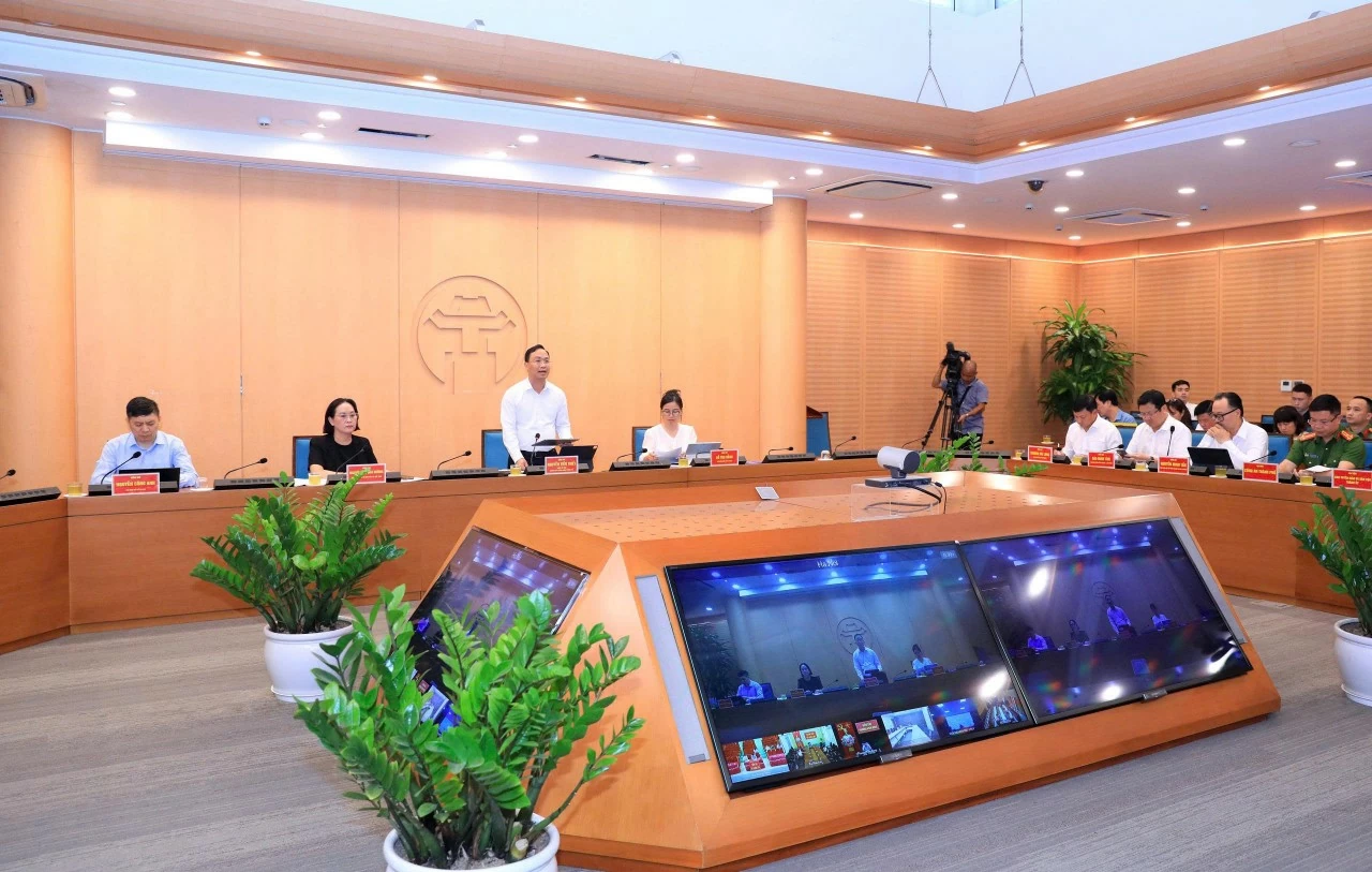 Hà Nội tăng trưởng GRDP 8,22%, đầu tư và doanh nghiệp bứt phá trong nửa đầu năm 2026