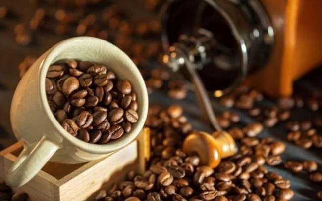 Ngày 11/7: Giá cà phê đảo chiều tăng sốc, hồ tiêu neo ở mức cao