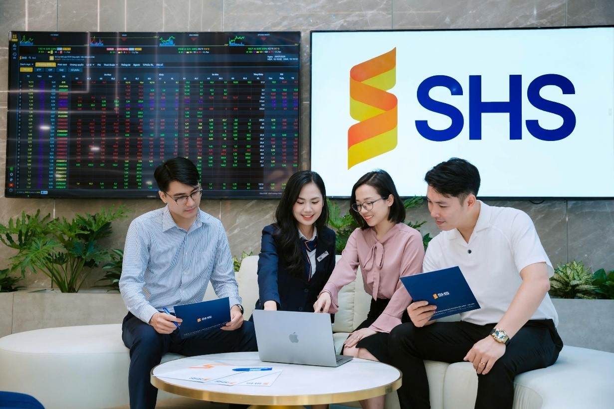 SHS ba năm liên tiếp được vinh danh “Nơi làm việc tốt nhất châu Á”: Con người là nền tảng của chiến lược phát triển bền vững