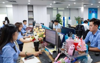 Đào tạo nhân lực chất lượng cao  -  chìa khóa nâng chất thị trường chứng khoán