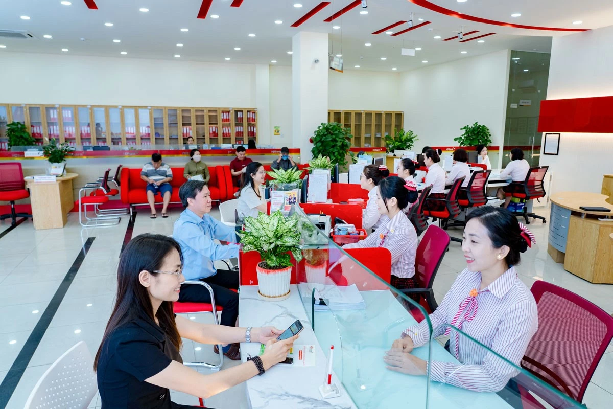 Fitch Ratings lần đầu xếp hạng HDBank, ghi nhận nền tảng tài chính vững mạnh top đầu Việt Nam