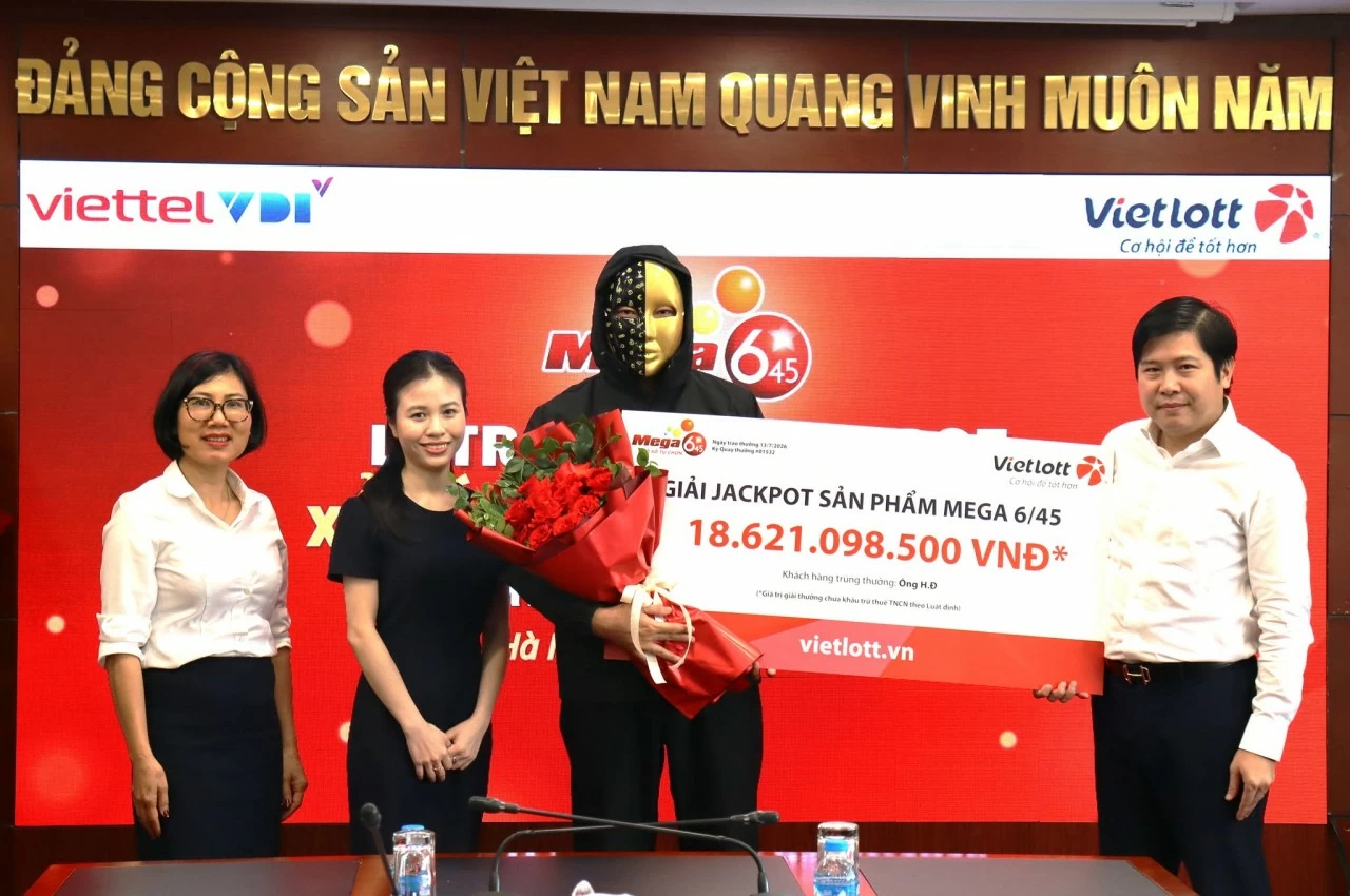 Cán bộ văn phòng tại Huế trúng Jackpot xổ số Mega 6/45 hơn 18,6 tỷ đồng
