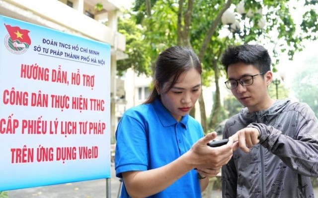 Hà Nội phát động đợt cao điểm 100 ngày thúc đẩy chuyển đổi số